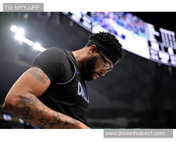 勇士队长期关注浓眉哥内部确实探讨过引进他的可能性